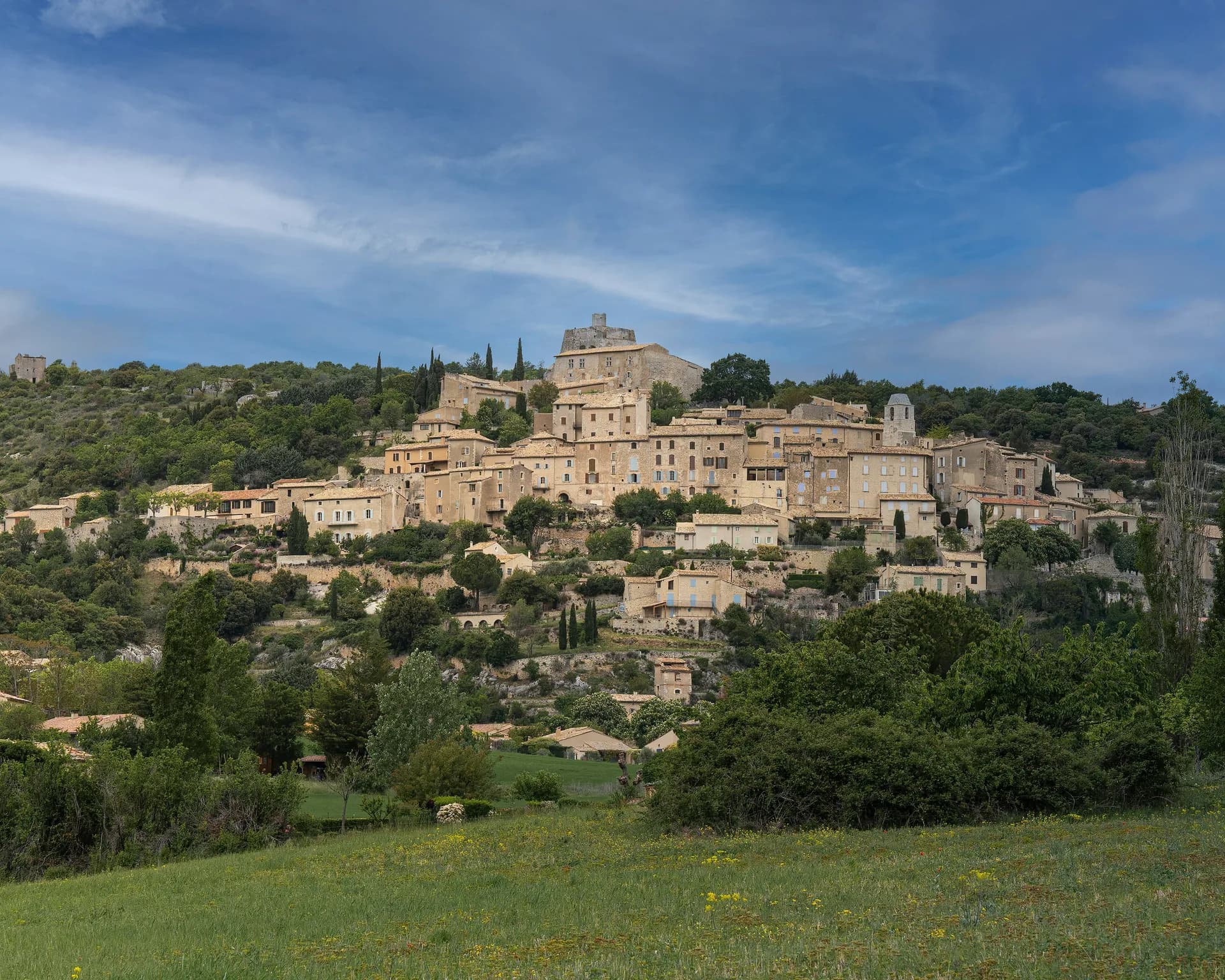 Vue de Simiane-Collongue